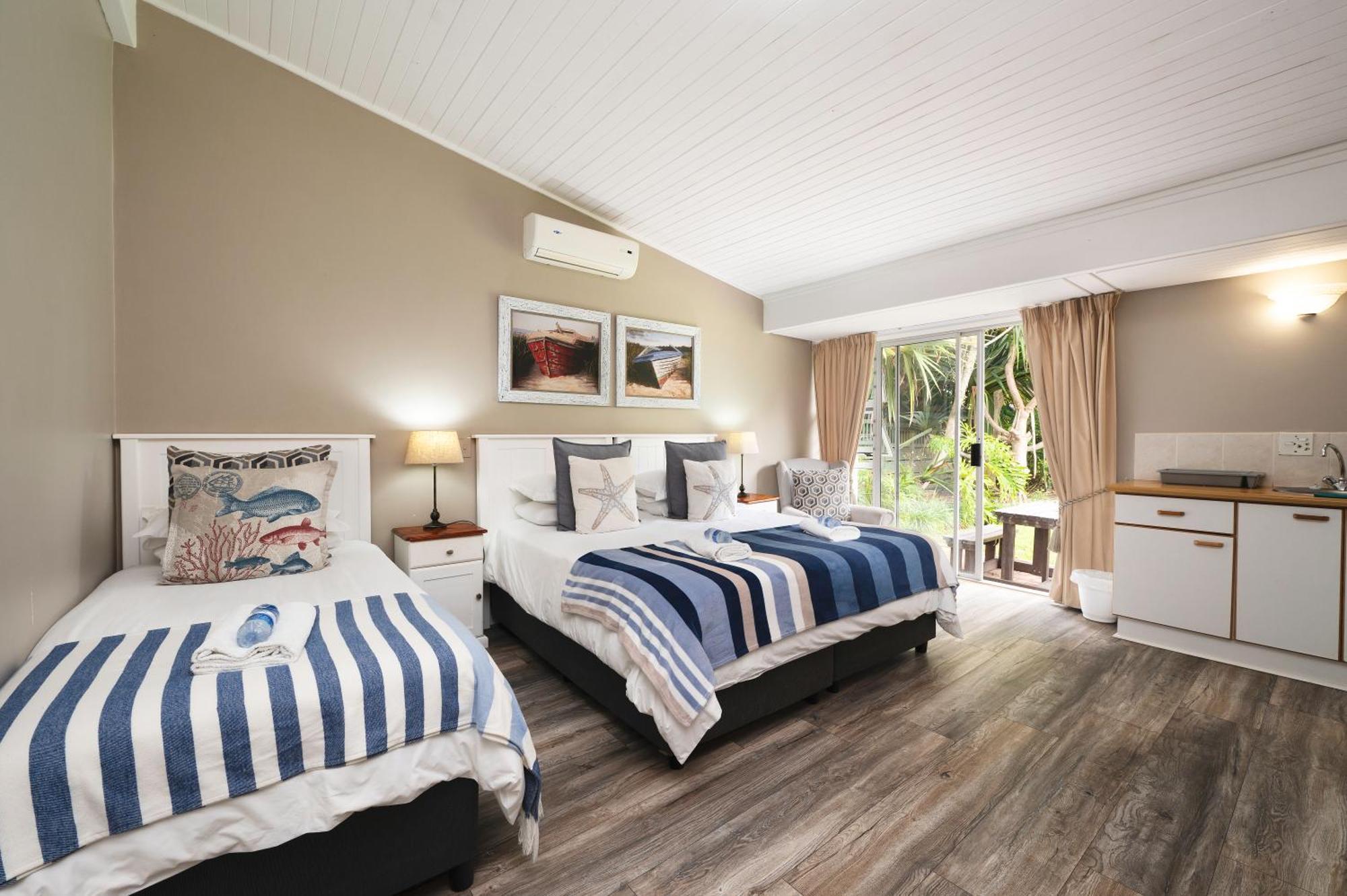 Admirals Lodge Guest House And Brightways Self Catering Apartments Port Elizabeth Ngoại thất bức ảnh