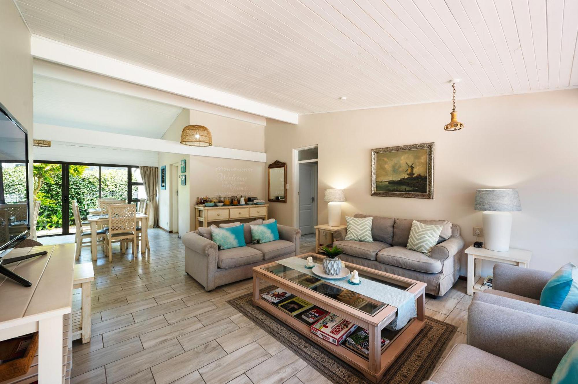 Admirals Lodge Guest House And Brightways Self Catering Apartments Port Elizabeth Ngoại thất bức ảnh