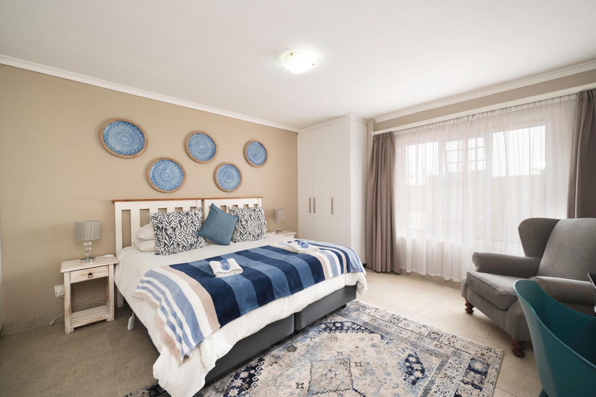Admirals Lodge Guest House And Brightways Self Catering Apartments Port Elizabeth Ngoại thất bức ảnh